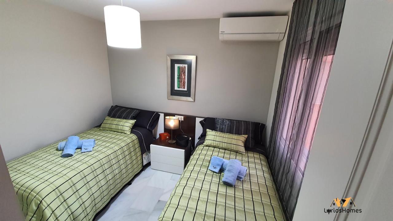 Lyrioshomes Beach Roquetas De Mar , Piscina Y Parque Infantil المظهر الخارجي الصورة
