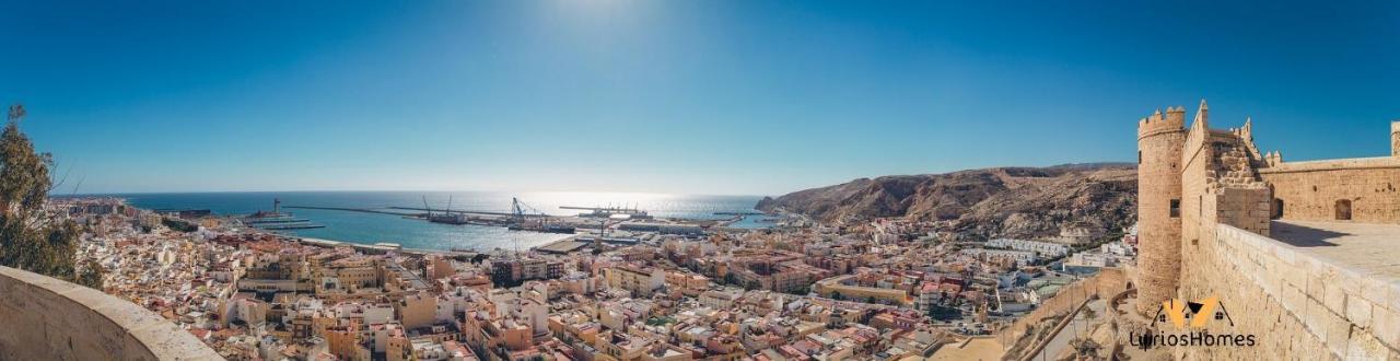 Lyrioshomes Beach Roquetas De Mar , Piscina Y Parque Infantil المظهر الخارجي الصورة
